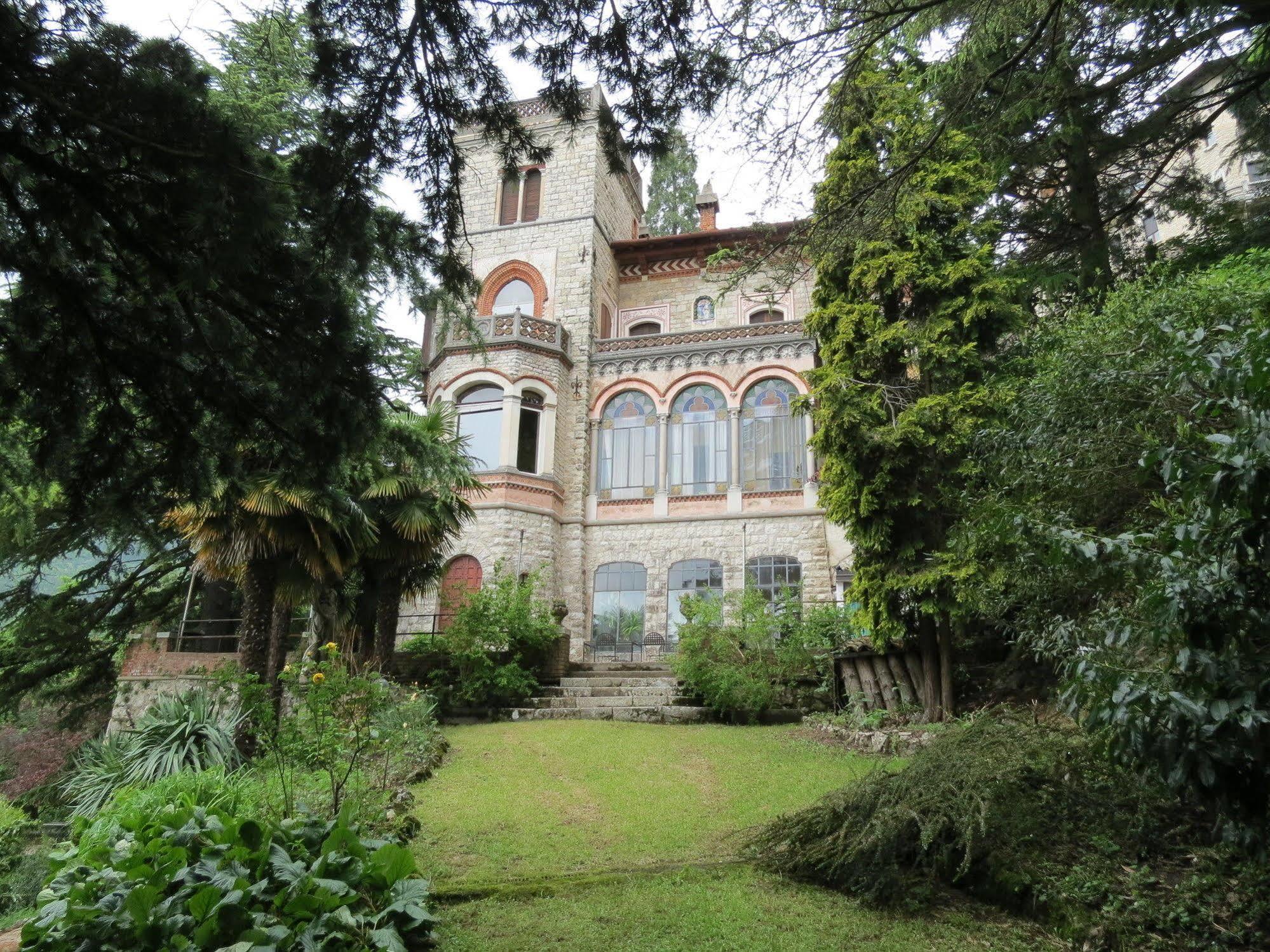Il Parco E Gli Affreschi Apartment วาเรเซ ภายนอก รูปภาพ