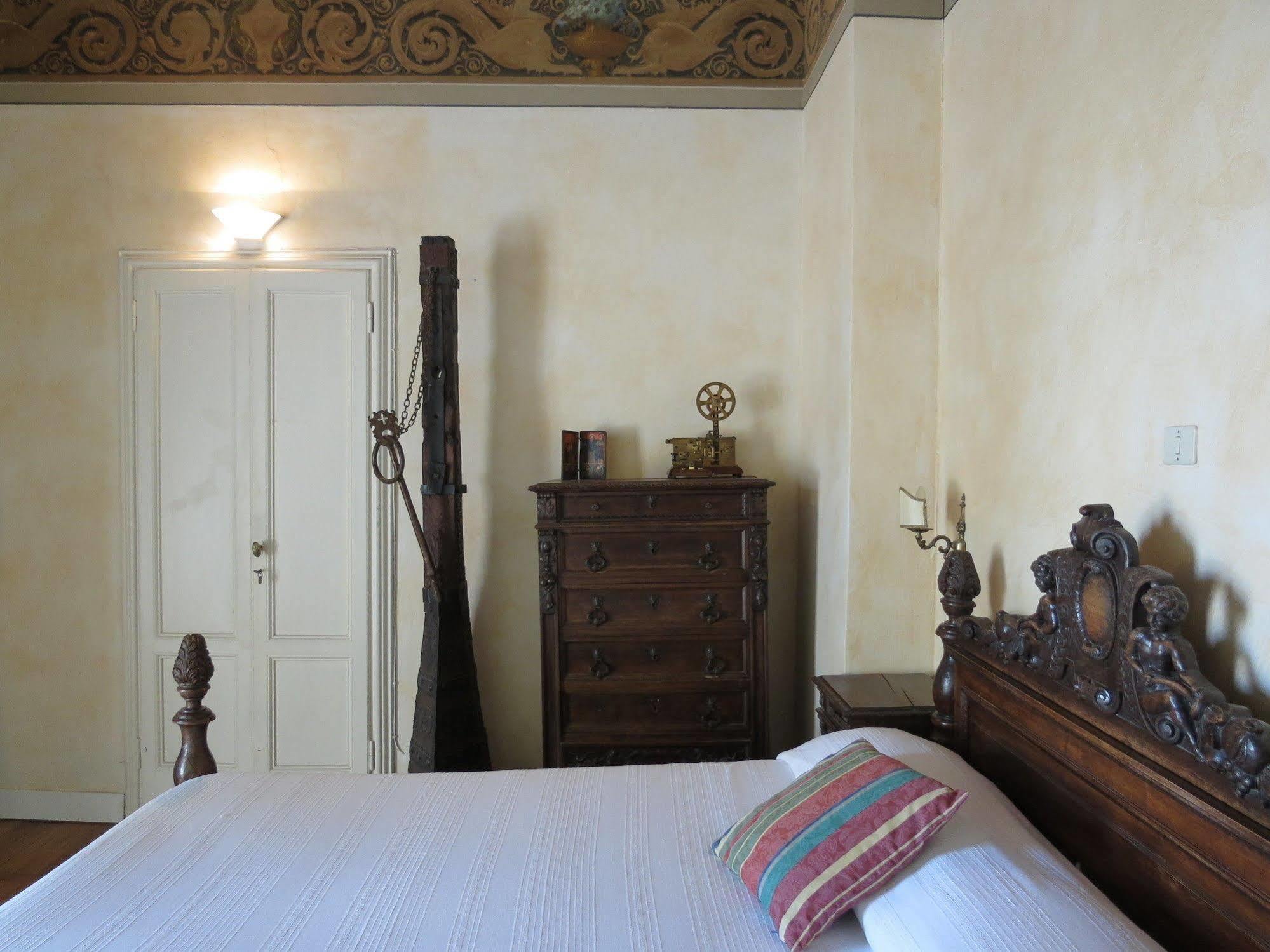 Il Parco E Gli Affreschi Apartment วาเรเซ ภายนอก รูปภาพ